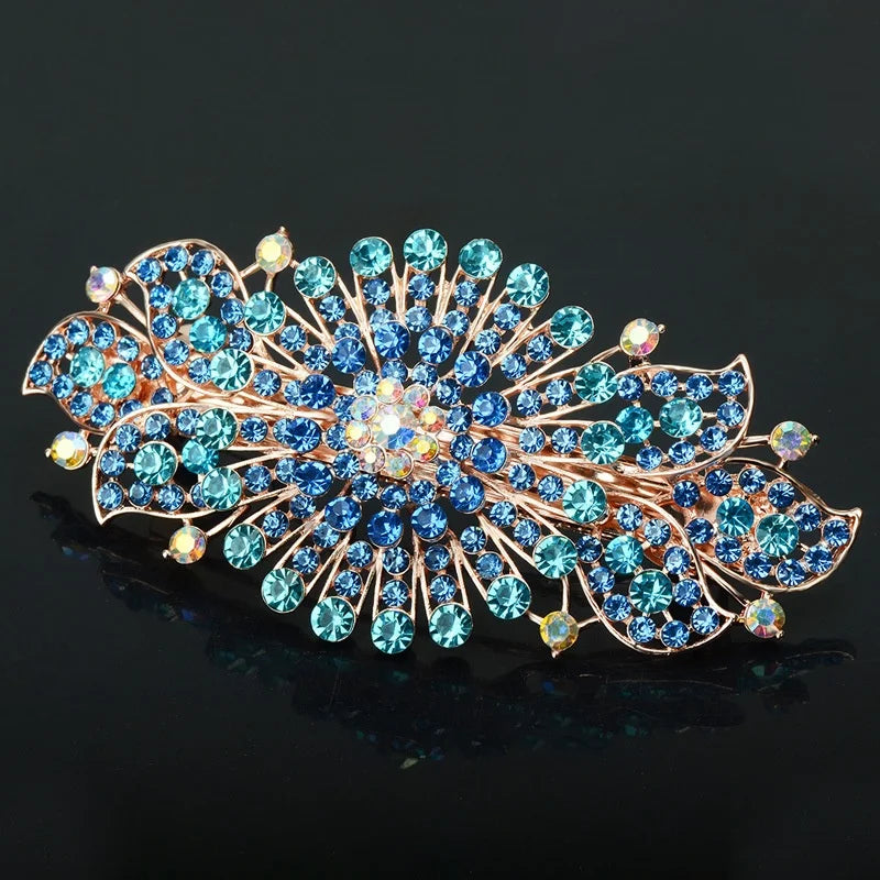 キラッと華やぐ フラワーヘアクリップ（単品・選べるカラー）